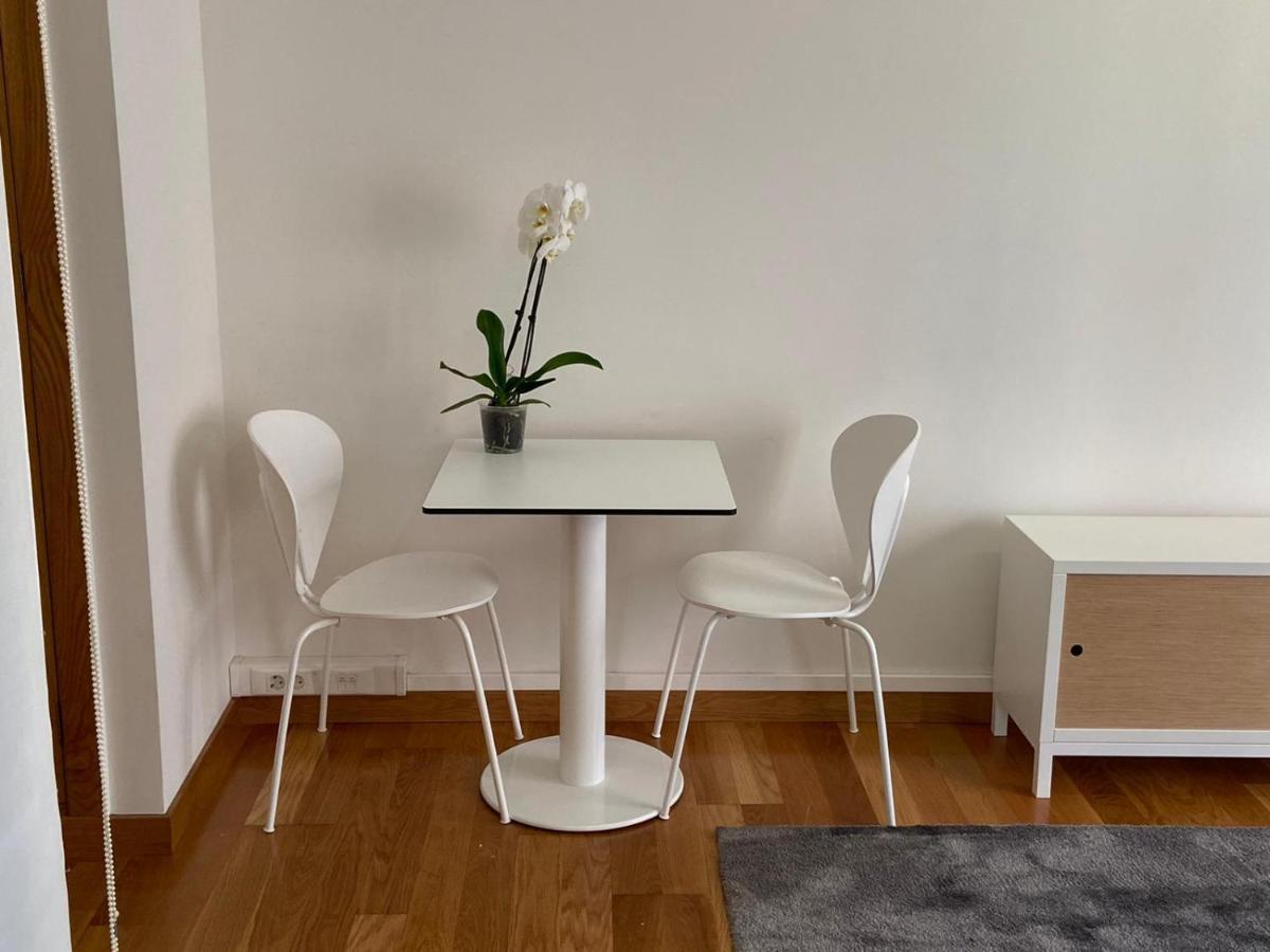 Estudio Parking Centro Puerta Del Sol Vigo Dış mekan fotoğraf